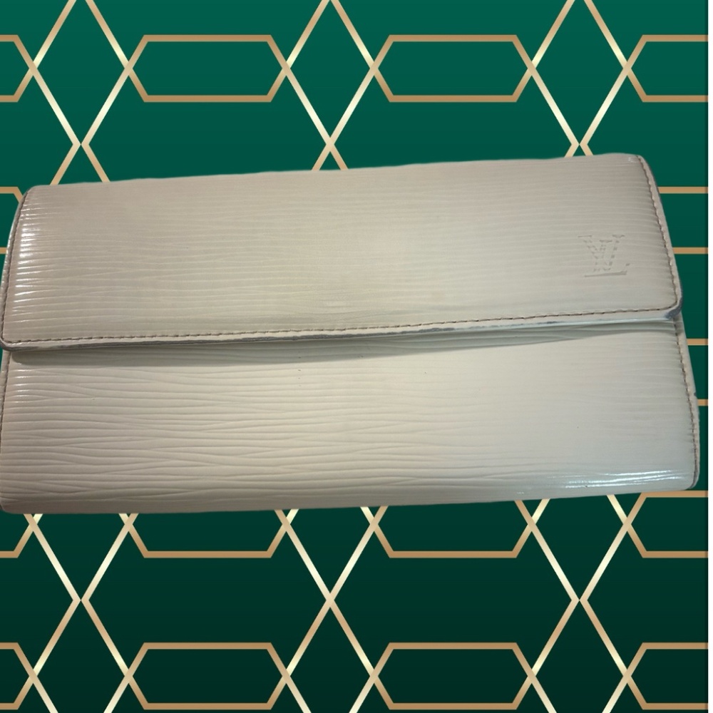 Louis Vuitton Epi Wallet